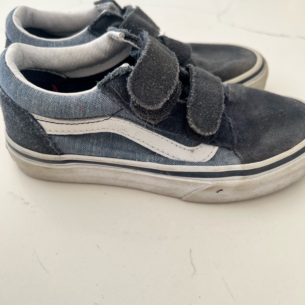 Vans Kids Velcro Sneakers - Navy and White